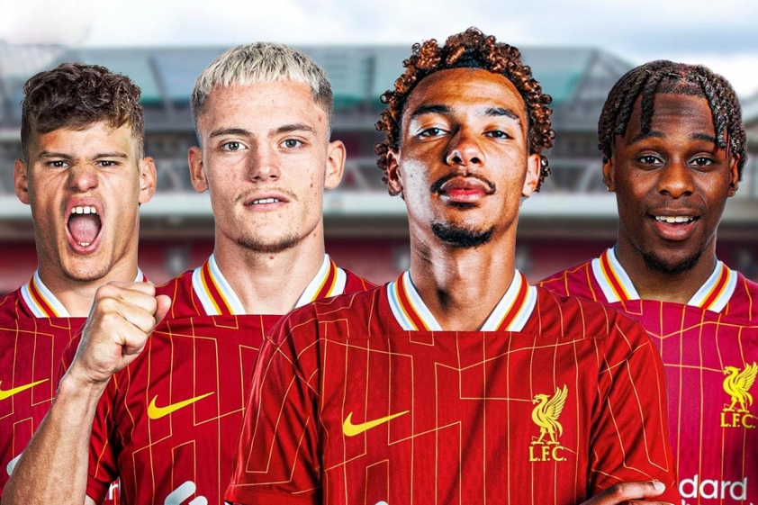 Liverpool mua sắm